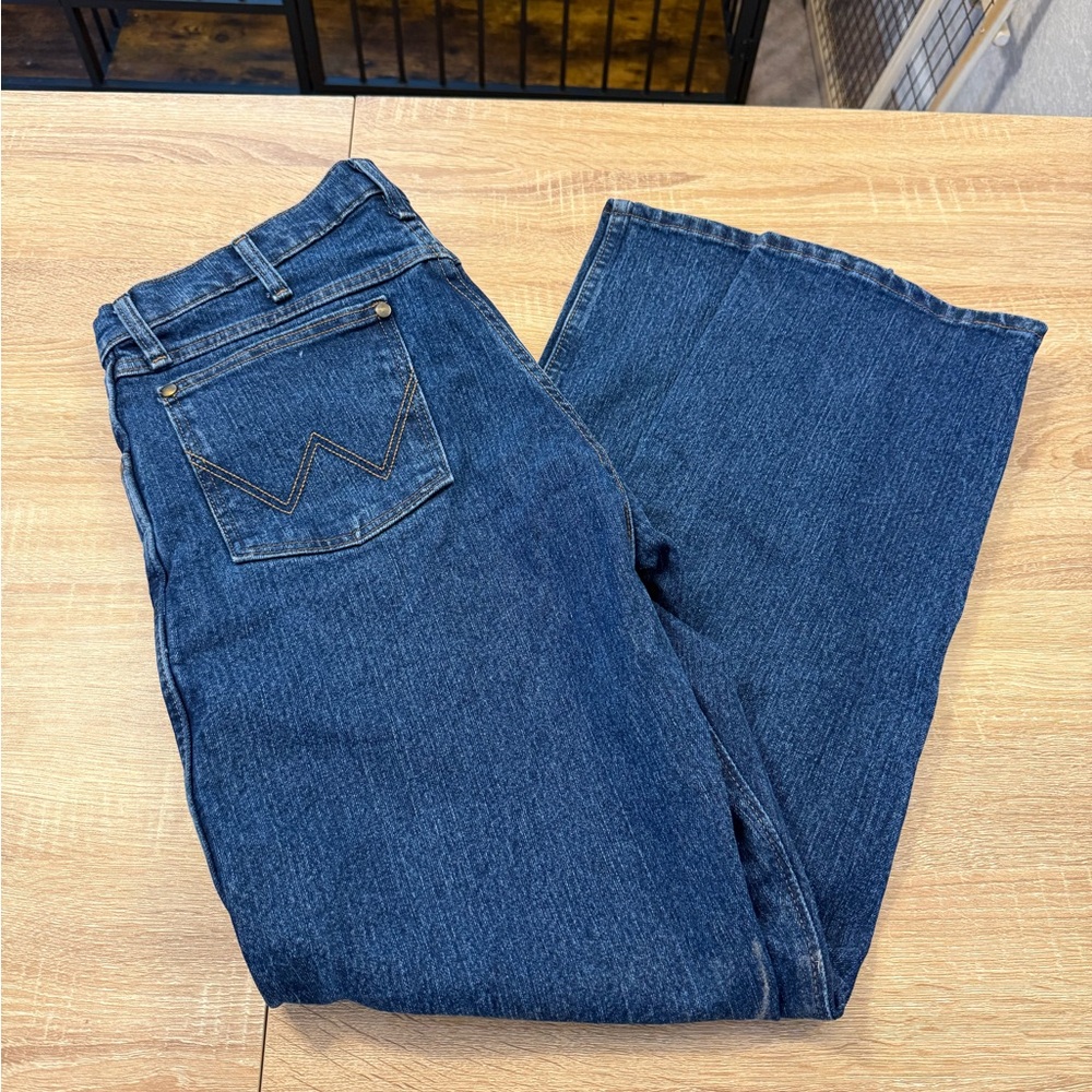 Wrangler Men's Relaxed Jeans - Dark Blue